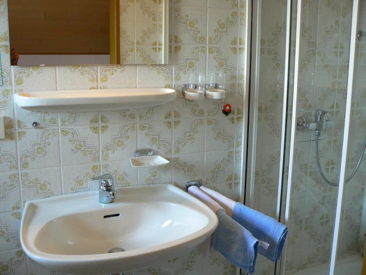 Haus Evelyn / Haus Heidemarie Hotell Bad Füssing Rom bilde