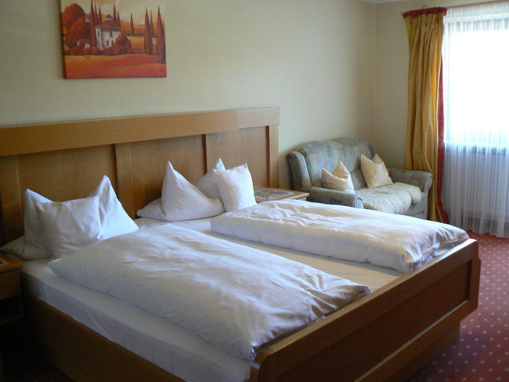 Haus Evelyn / Haus Heidemarie Hotell Bad Füssing Rom bilde