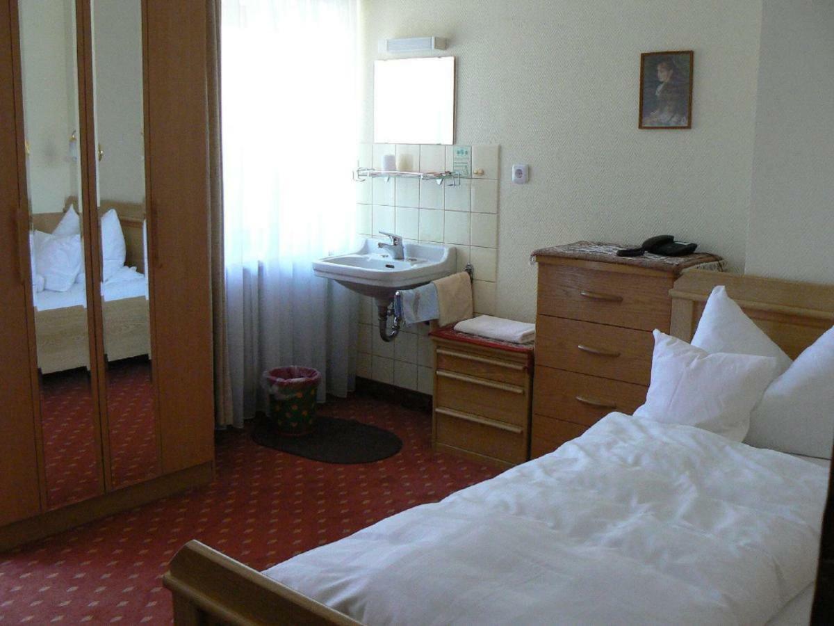 Haus Evelyn / Haus Heidemarie Hotell Bad Füssing Eksteriør bilde